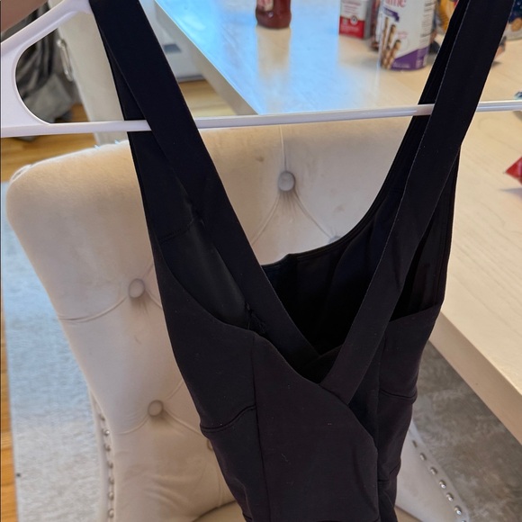 ALO Yoga Black Jumpsuit - Picture 4 of 8